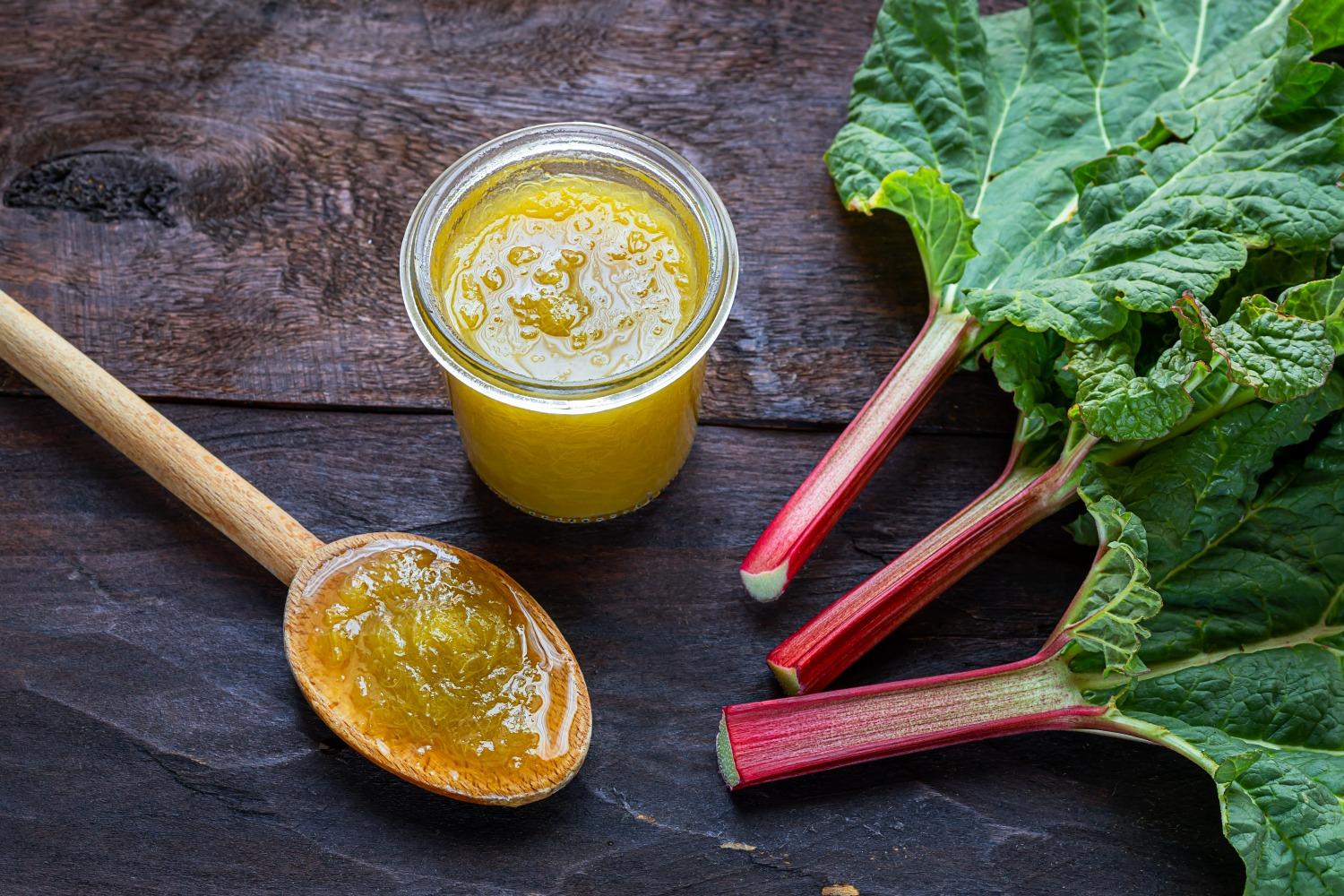 Discovering Rhubarb: A Guide to Understanding and Cooking with This Unique Ingredient